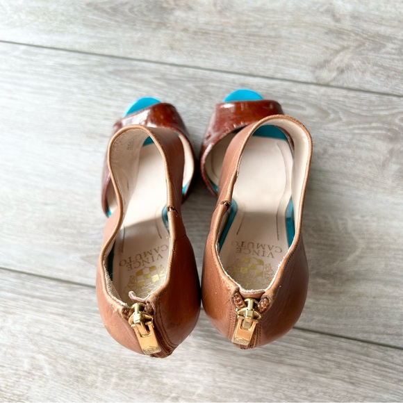 VINCE CAMUTO CANADAY TWO BAND HIGH HEEL PLATFORM SANDAL - Picture 7 of 15